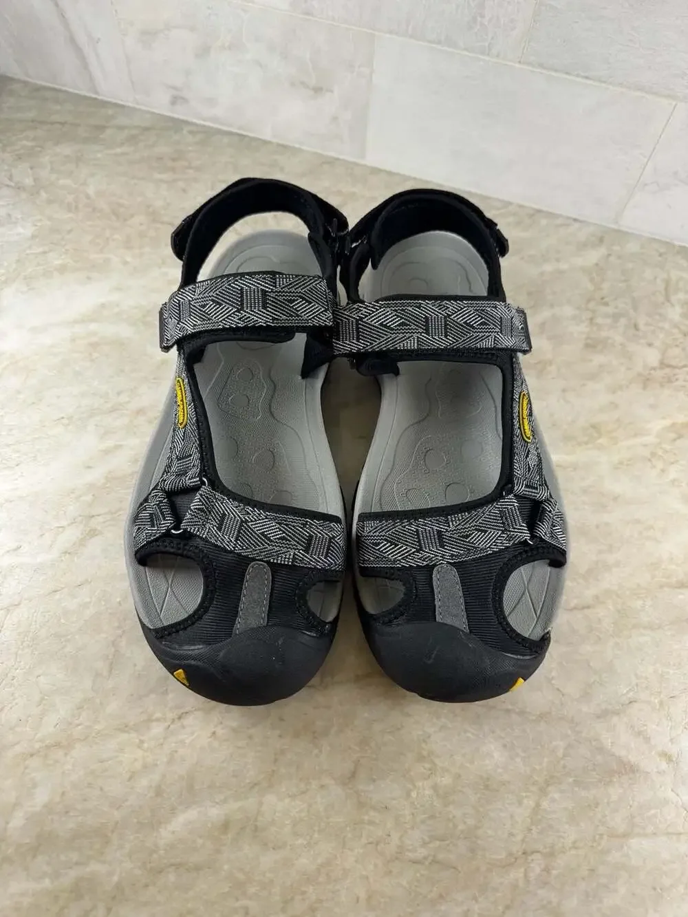 CAMEL CROWN Men’s Waterproof Closed Toe Hiking Sandals Gray Black Size 12.5